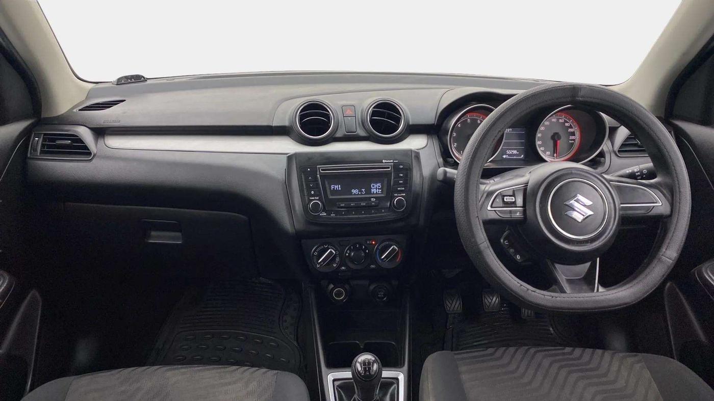 2018 Maruti Swift VXI, Petrol, Manual, 50,365 km, Dashboard