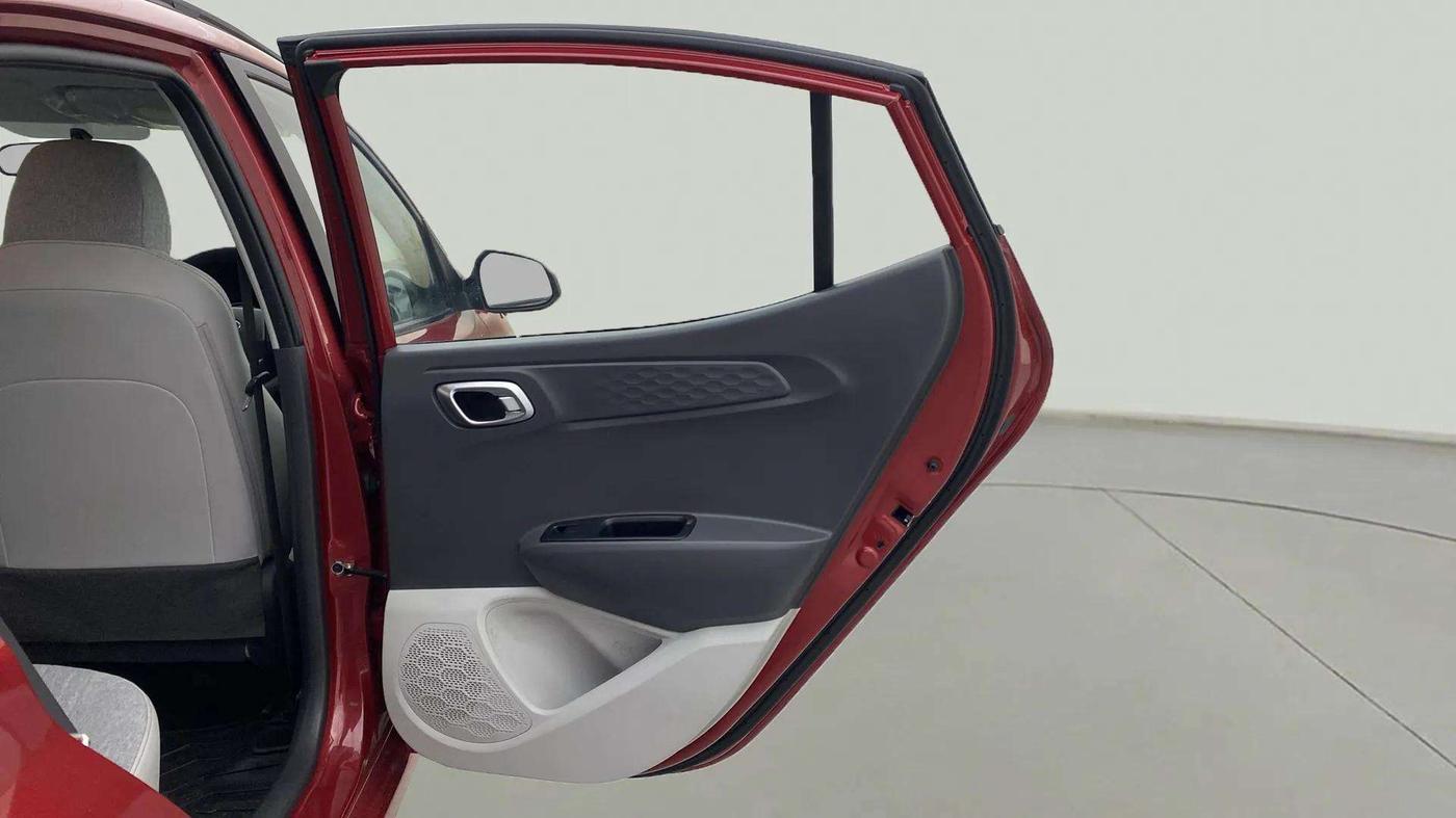 2021 Hyundai GRAND I10 NIOS SPORTZ AMT 1.2 KAPPA VTVT, Petrol, Automatic, 26,727 km, RHS Rear Door