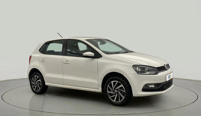 2017 Volkswagen Polo COMFORTLINE 1.2L, Petrol, Manual, 41,527 km, Right Front Diagonal