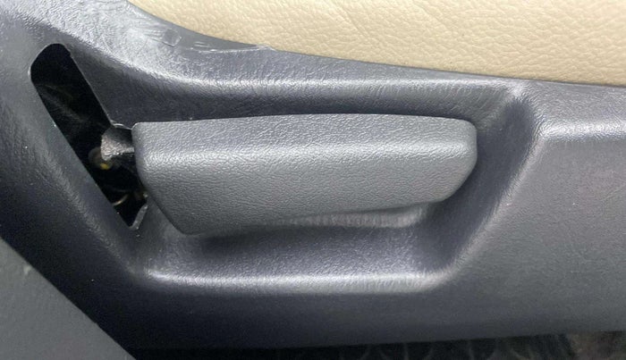 2014 Maruti Alto K10 VXI, Petrol, Manual, 28,026 km, Driver Side Adjustment Panel