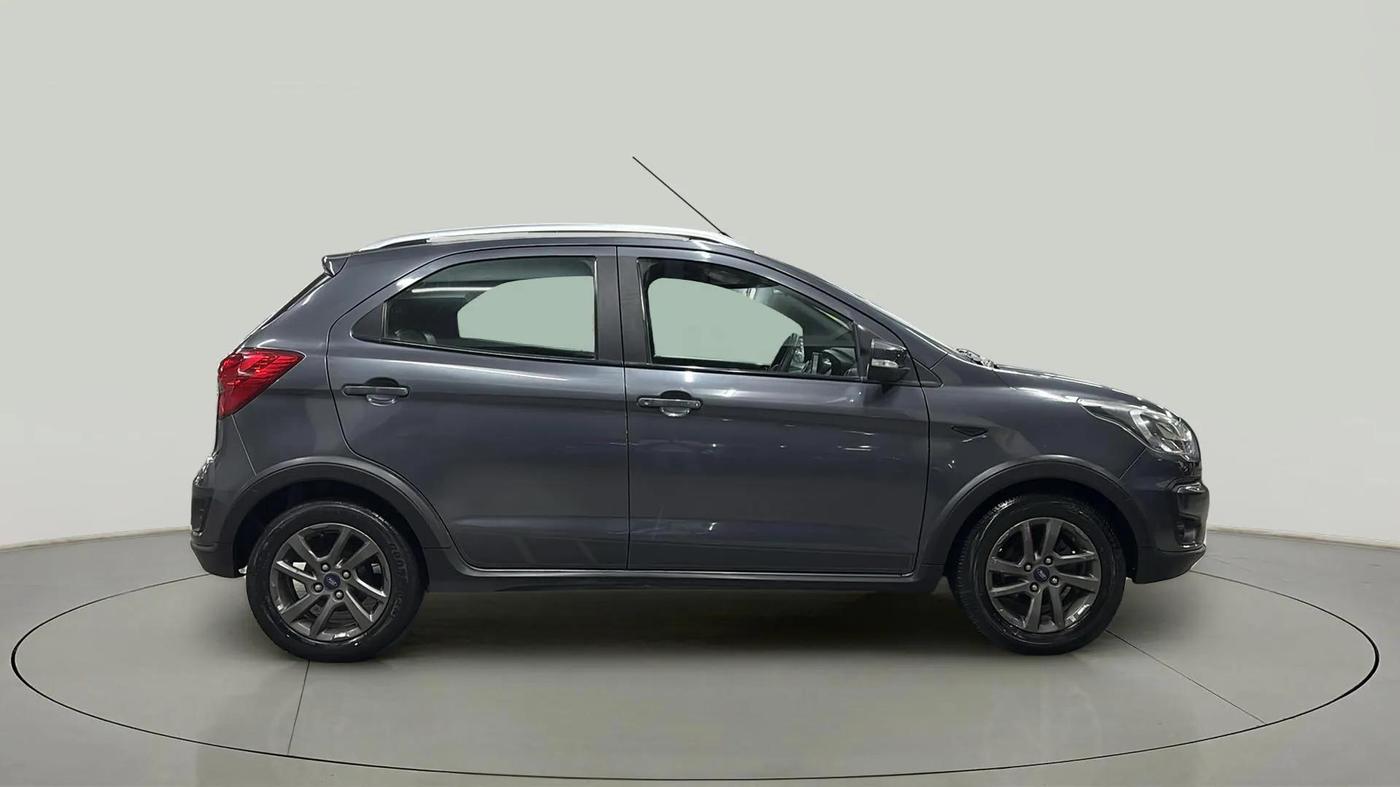 2018 Ford FREESTYLE TITANIUM 1.2 PETROL, Petrol, Manual, 56,547 km, Right Side View