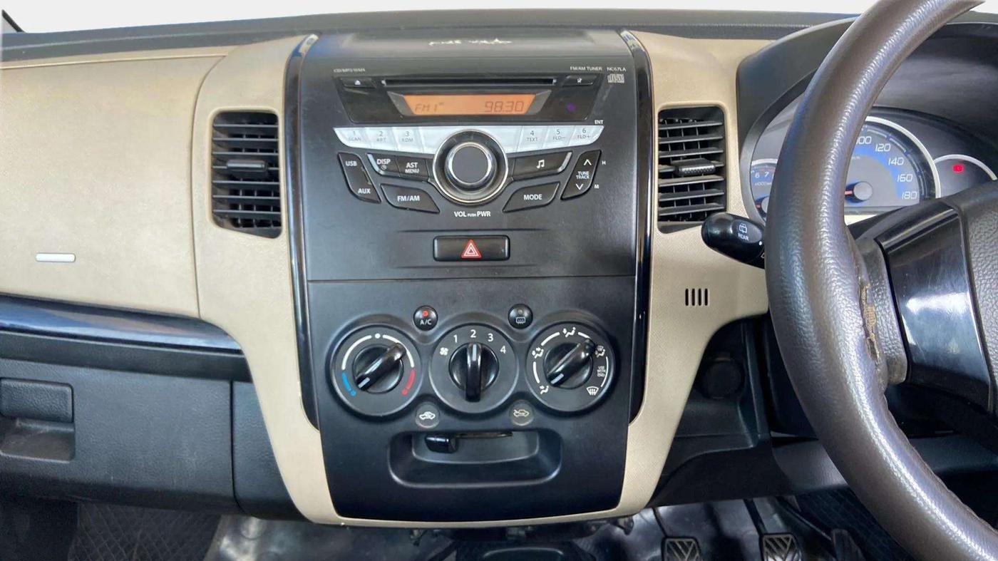 2017 Maruti Wagon R 1.0 VXI, CNG, Manual, 83,901 km, Air Conditioner