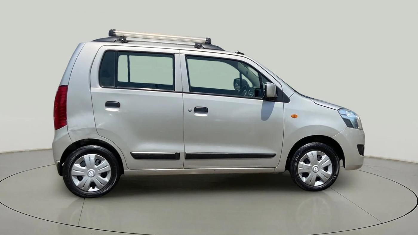 2017 Maruti Wagon R 1.0 VXI, CNG, Manual, 83,901 km, Right Side View