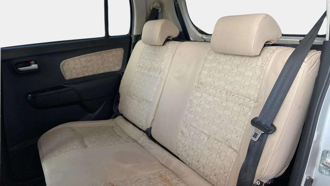 2017 Maruti Wagon R 1.0 VXI, CNG, Manual, 83,901 km, Right Side Rear Door Cabin