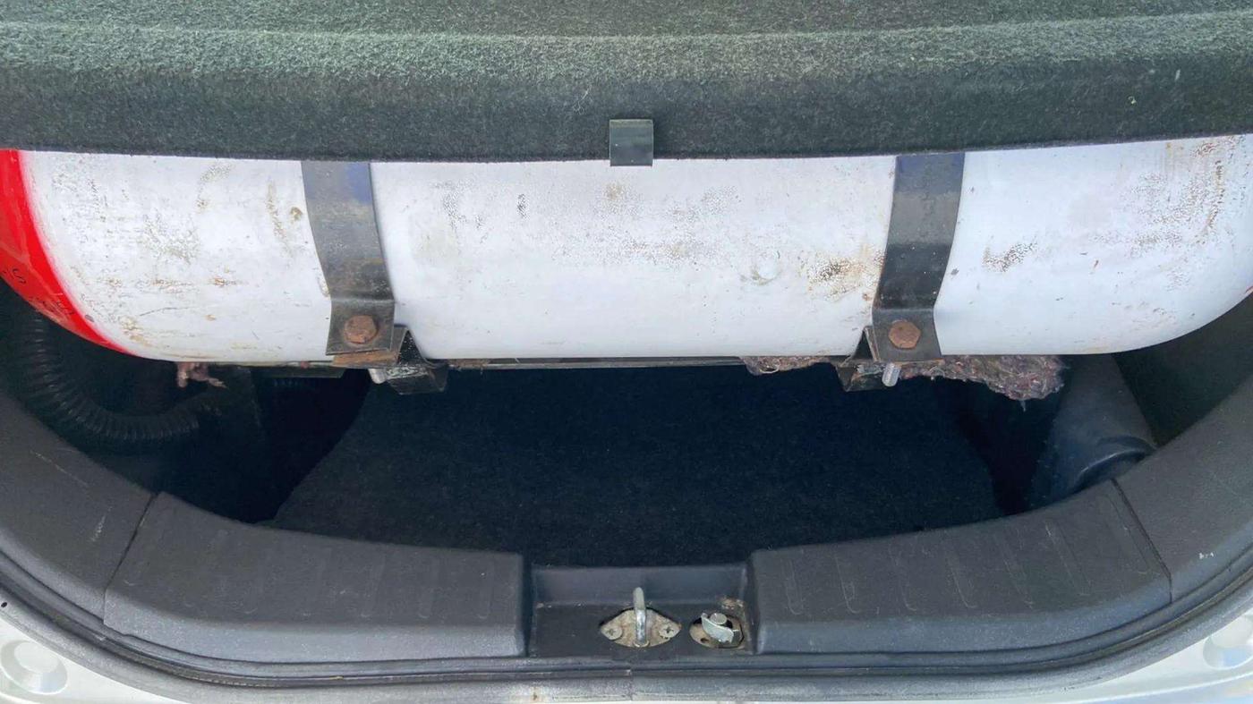 2017 Maruti Wagon R 1.0 VXI, CNG, Manual, 83,901 km, Boot Inside