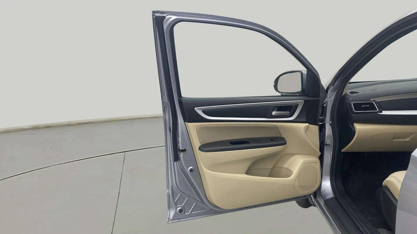 2023 Honda Amaze 1.2L I-VTEC VX CVT, Petrol, Automatic, 2,122 km, LHS Front Door