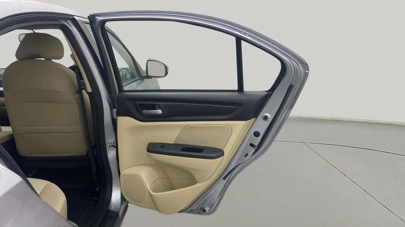 2023 Honda Amaze 1.2L I-VTEC VX CVT, Petrol, Automatic, 2,122 km, RHS Rear Door