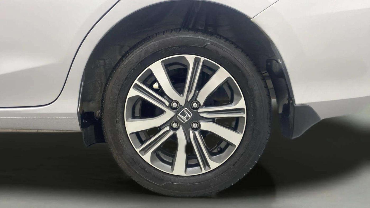 2023 Honda Amaze 1.2L I-VTEC VX CVT, Petrol, Automatic, 2,122 km, Left Rear Wheel