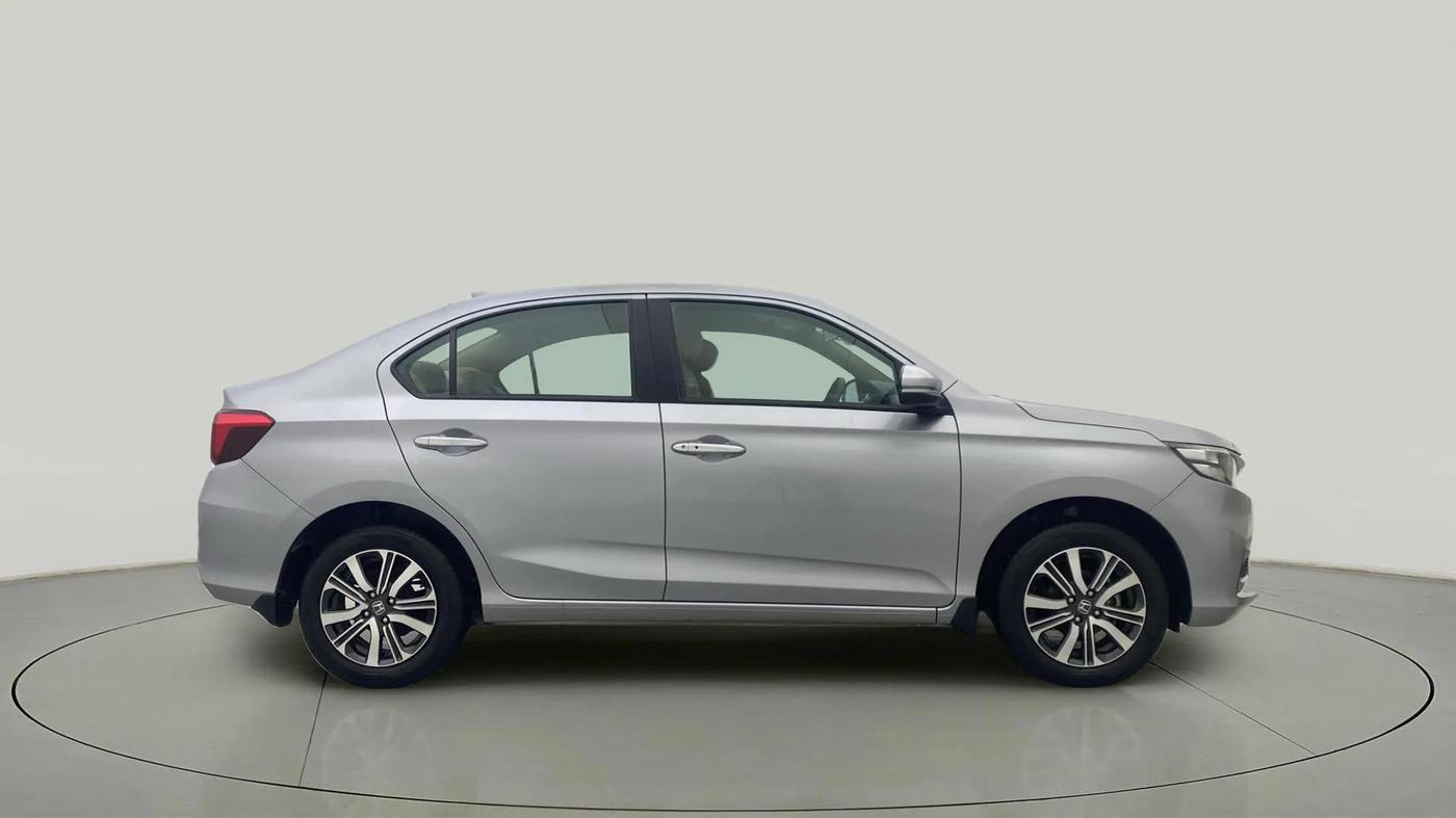 2023 Honda Amaze 1.2L I-VTEC VX CVT, Petrol, Automatic, 2,122 km, Right Side View
