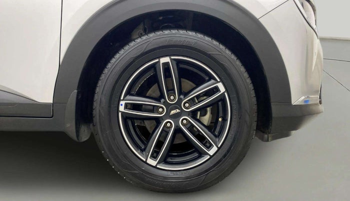 2022 KIA CARENS PRESTIGE 1.5 PETROL 7 STR, Petrol, Manual, 5,639 km, Right Front Wheel