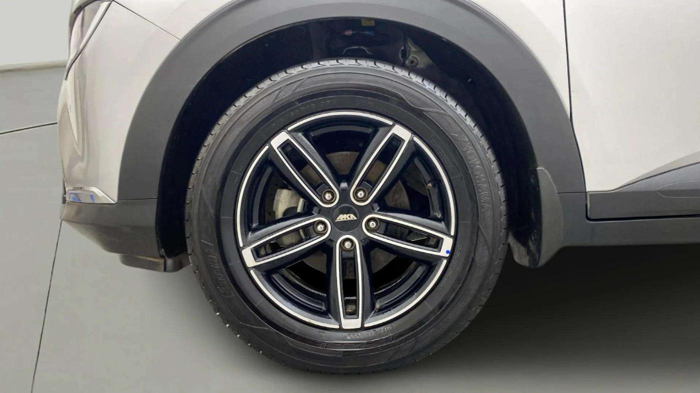 2022 KIA CARENS PRESTIGE 1.5 PETROL 7 STR, Petrol, Manual, 5,639 km, Left Front Wheel