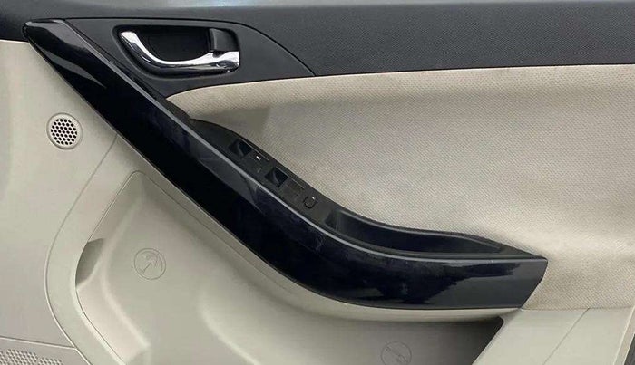 2020 Tata NEXON XZ PLUS PETROL, Petrol, Manual, 64,658 km, Driver Side Door Panels Control