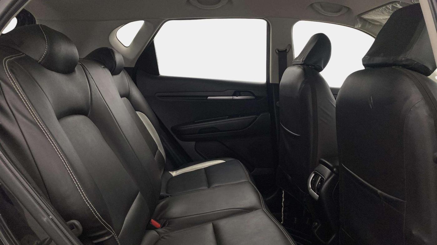 2020 KIA SONET HTK PLUS 1.2, Petrol, Manual, 34,376 km, Right Side Rear Door Cabin