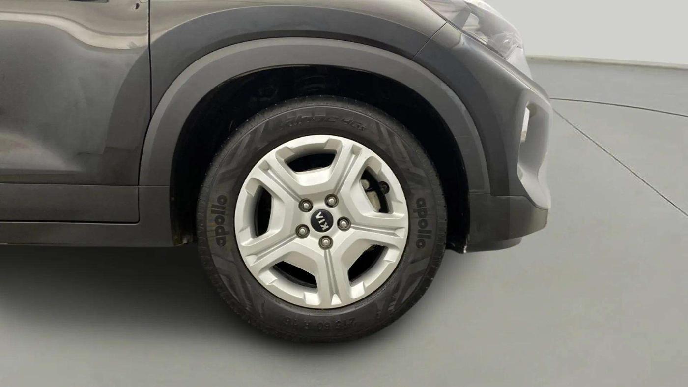 2020 KIA SONET HTK PLUS 1.2, Petrol, Manual, 34,376 km, Right Front Wheel