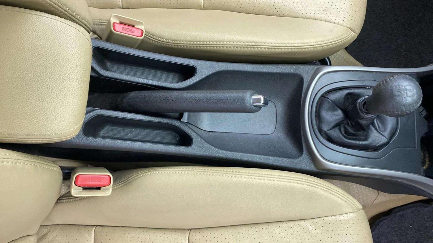 2018 Honda City 1.5L I-VTEC VX, Petrol, Manual, 35,917 km, Gear Lever