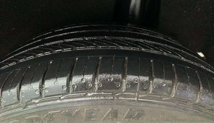 2017 Maruti Baleno ZETA CVT PETROL 1.2, Petrol, Automatic, 54,078 km, Left Rear Tyre Tread