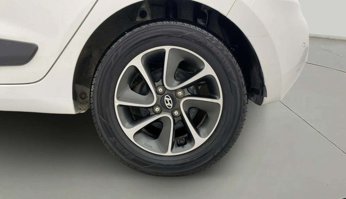 2017 Hyundai Grand i10 SPORTZ (O) AT 1.2 KAPPA VTVT, CNG, Automatic, 32,603 km, Left Rear Wheel