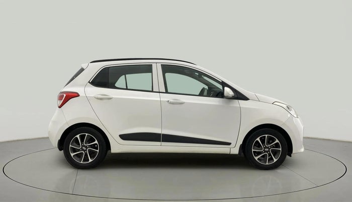 2017 Hyundai Grand i10 SPORTZ (O) AT 1.2 KAPPA VTVT, CNG, Automatic, 32,603 km, Right Side View