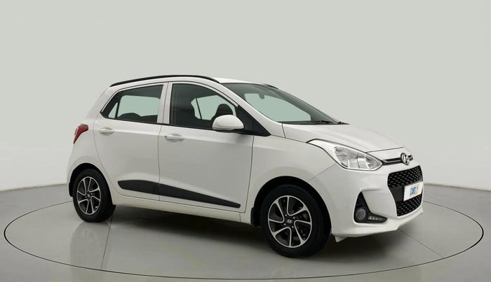 2017 Hyundai Grand i10 SPORTZ (O) AT 1.2 KAPPA VTVT, CNG, Automatic, 32,603 km, Right Front Diagonal