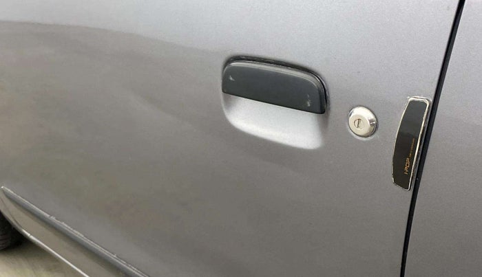 2015 Maruti Wagon R 1.0 LXI, Petrol, Manual, 27,234 km, Front passenger door - Slightly dented