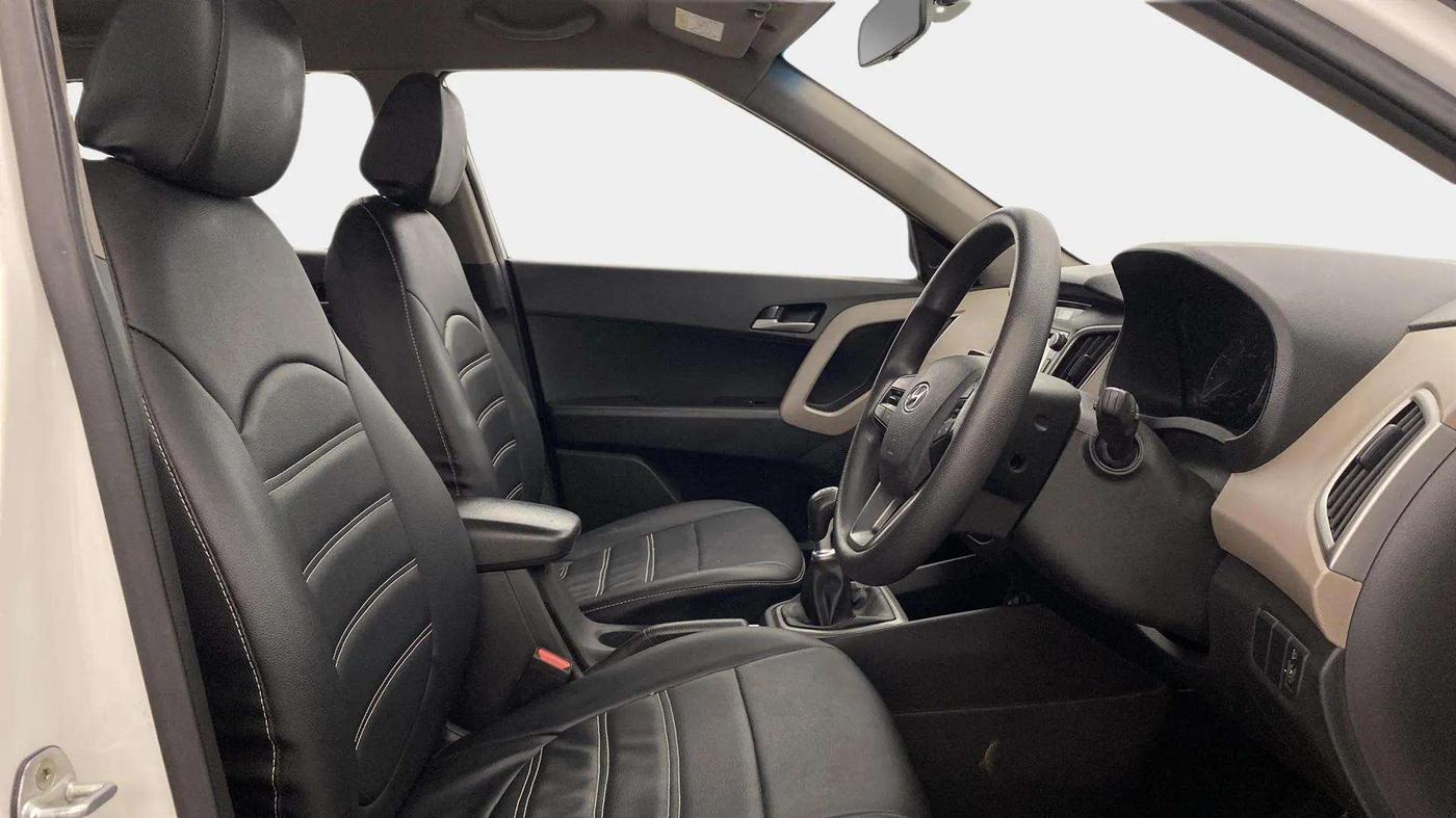 2016 Hyundai Creta SX PLUS 1.6 PETROL, Petrol, Manual, 70,844 km, Right Side Front Door Cabin