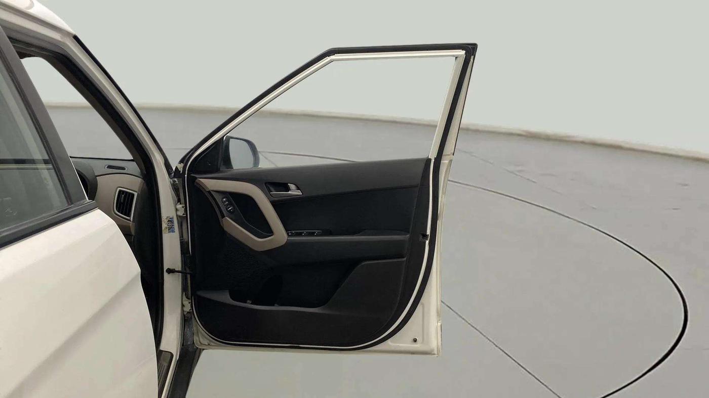 2016 Hyundai Creta SX PLUS 1.6 PETROL, Petrol, Manual, 70,844 km, RHS Front Door