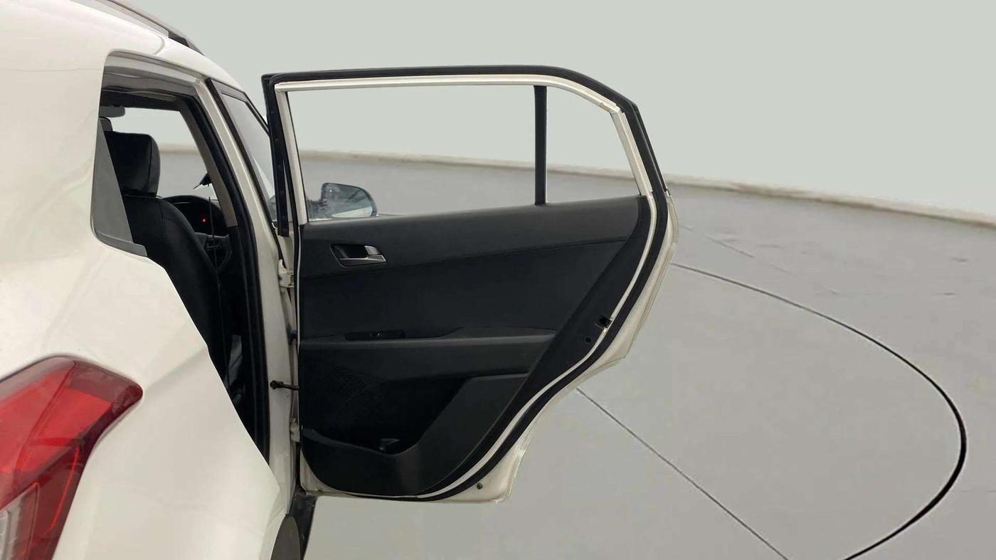 2016 Hyundai Creta SX PLUS 1.6 PETROL, Petrol, Manual, 70,844 km, RHS Rear Door