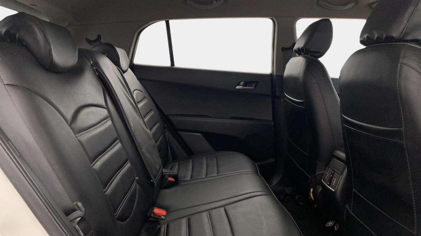 2016 Hyundai Creta SX PLUS 1.6 PETROL, Petrol, Manual, 70,844 km, Right Side Rear Door Cabin