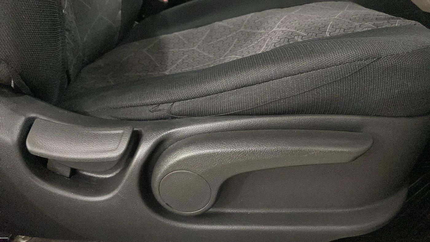 2018 Hyundai Verna 1.6 VTVT SX (O) AT, Petrol, Automatic, 77,121 km, Driver Side Adjustment Panel