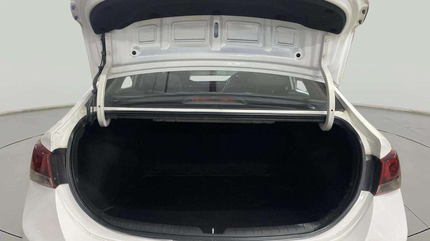 2018 Hyundai Verna 1.6 VTVT SX (O) AT, Petrol, Automatic, 77,121 km, Boot Open Zoomed View