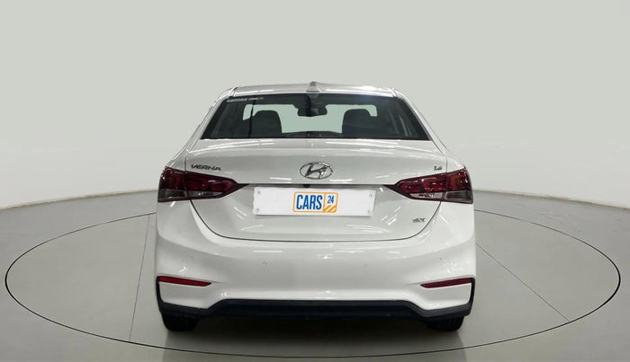 2018 Hyundai Verna 1.6 VTVT SX (O) AT, Petrol, Automatic, 77,090 km, Back/Rear