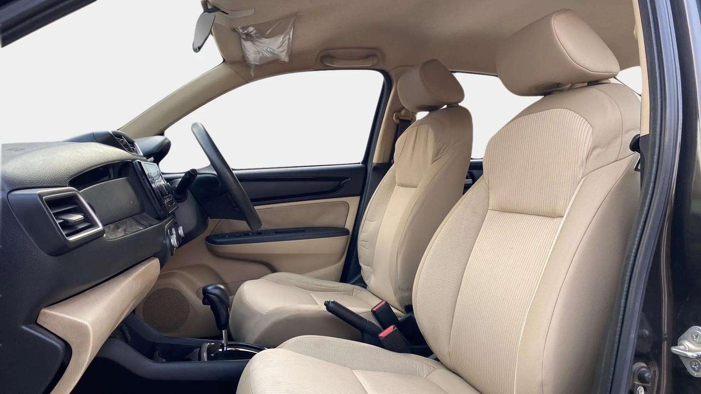 2018 Honda Amaze 1.5L I-DTEC V CVT, Diesel, Automatic, 40,264 km, Right Side Front Door Cabin