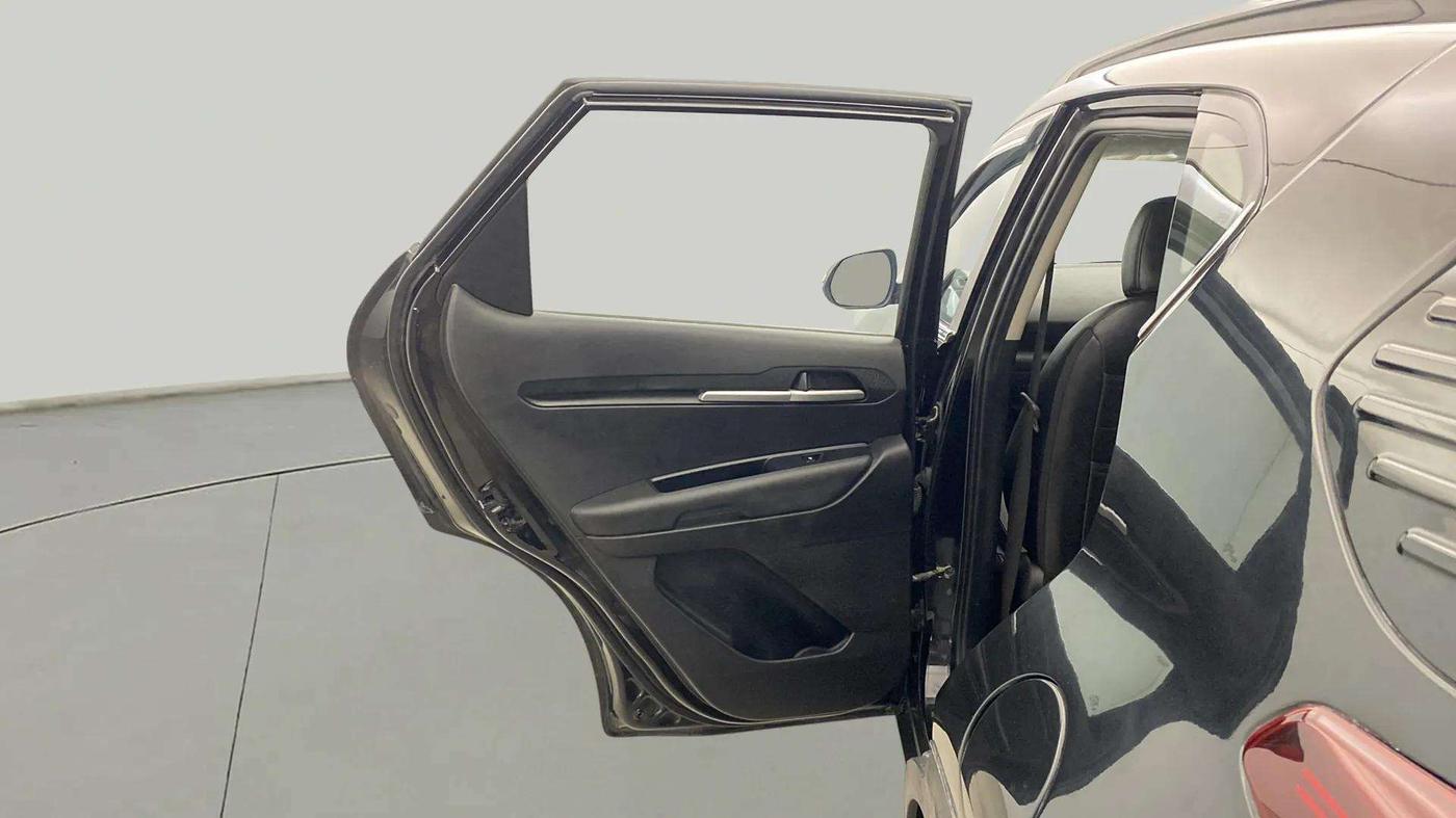 2022 KIA SONET HTK PLUS 1.0 IMT, Petrol, Manual, 33,139 km, LHS Rear Door