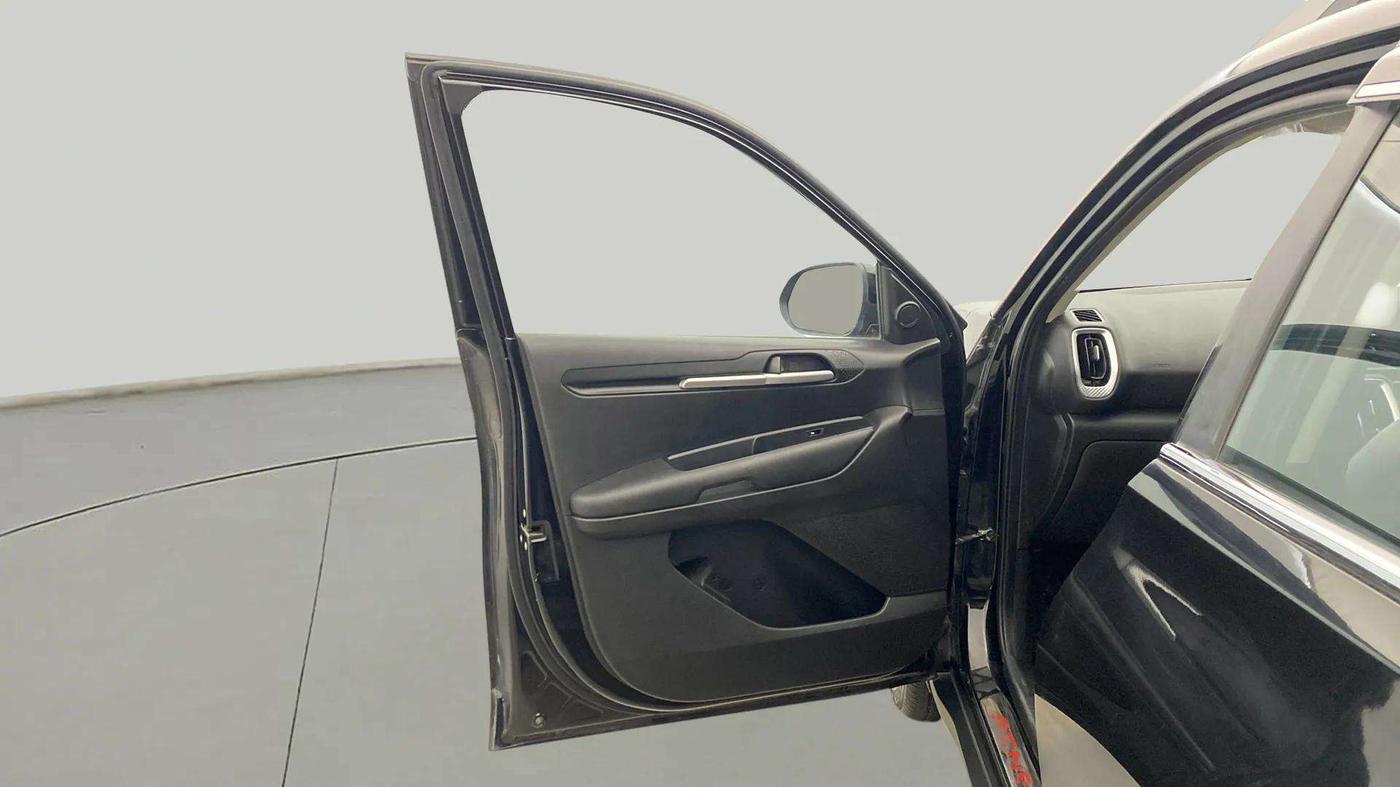 2022 KIA SONET HTK PLUS 1.0 IMT, Petrol, Manual, 33,139 km, LHS Front Door