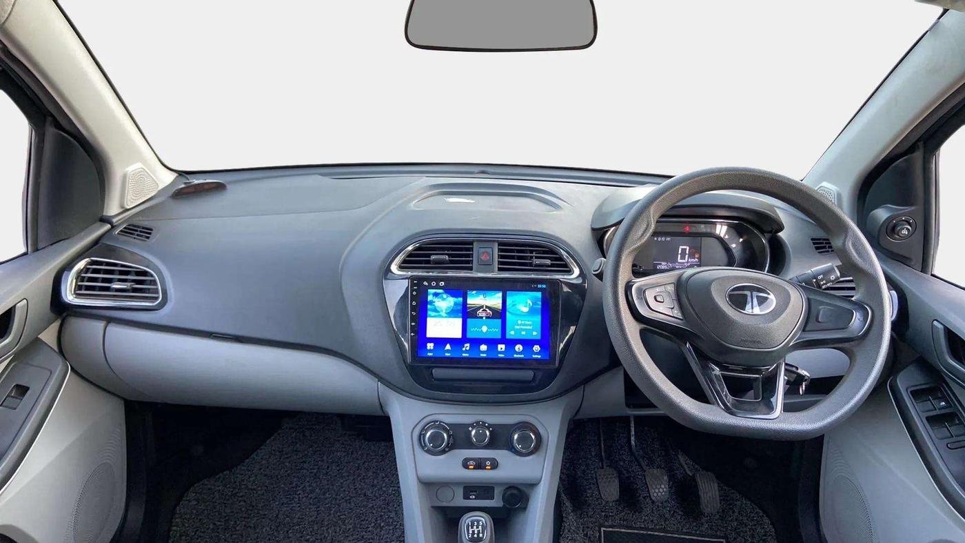 2024 Tata Tiago XT PETROL, Petrol, Manual, 12,166 km, Dashboard
