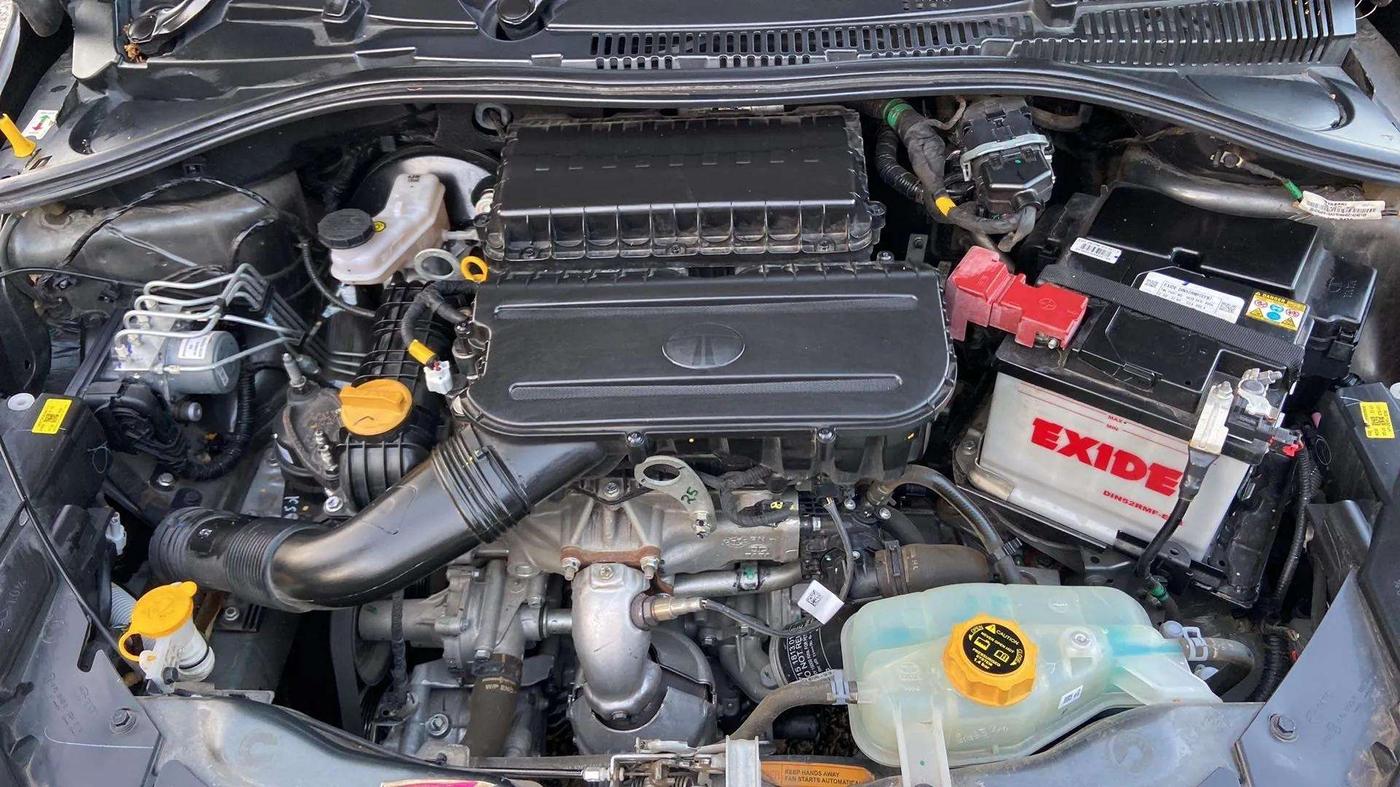 2024 Tata Tiago XT PETROL, Petrol, Manual, 12,166 km, Open Bonet