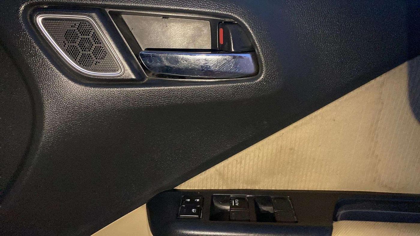 2019 Honda City 1.5L I-VTEC V MT, Petrol, Manual, 57,995 km, Driver Side Door Panels Control