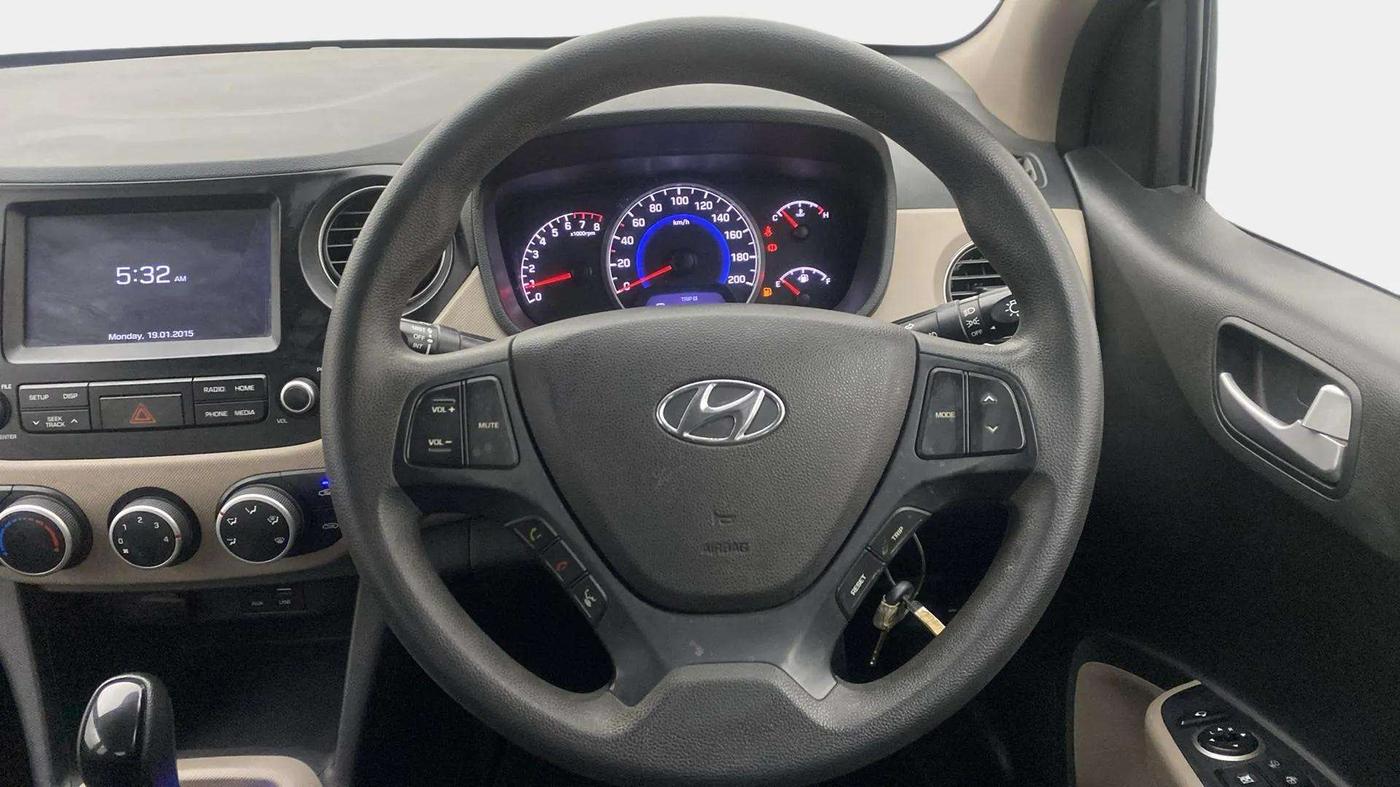 2018 Hyundai Grand i10 SPORTZ (O) AT 1.2 KAPPA VTVT, Petrol, Automatic, 31,553 km, Steering Wheel Close Up