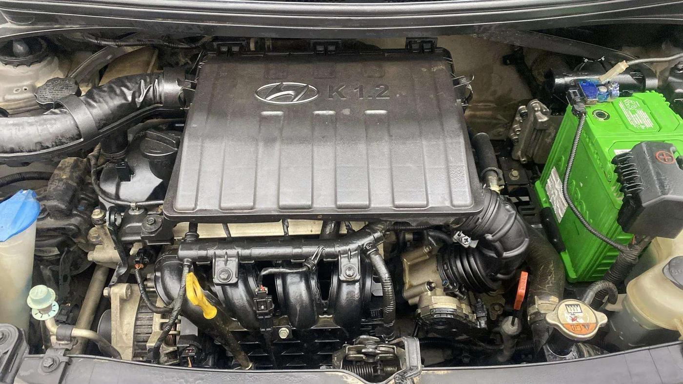 2018 Hyundai Grand i10 SPORTZ (O) AT 1.2 KAPPA VTVT, Petrol, Automatic, 31,553 km, Engine View