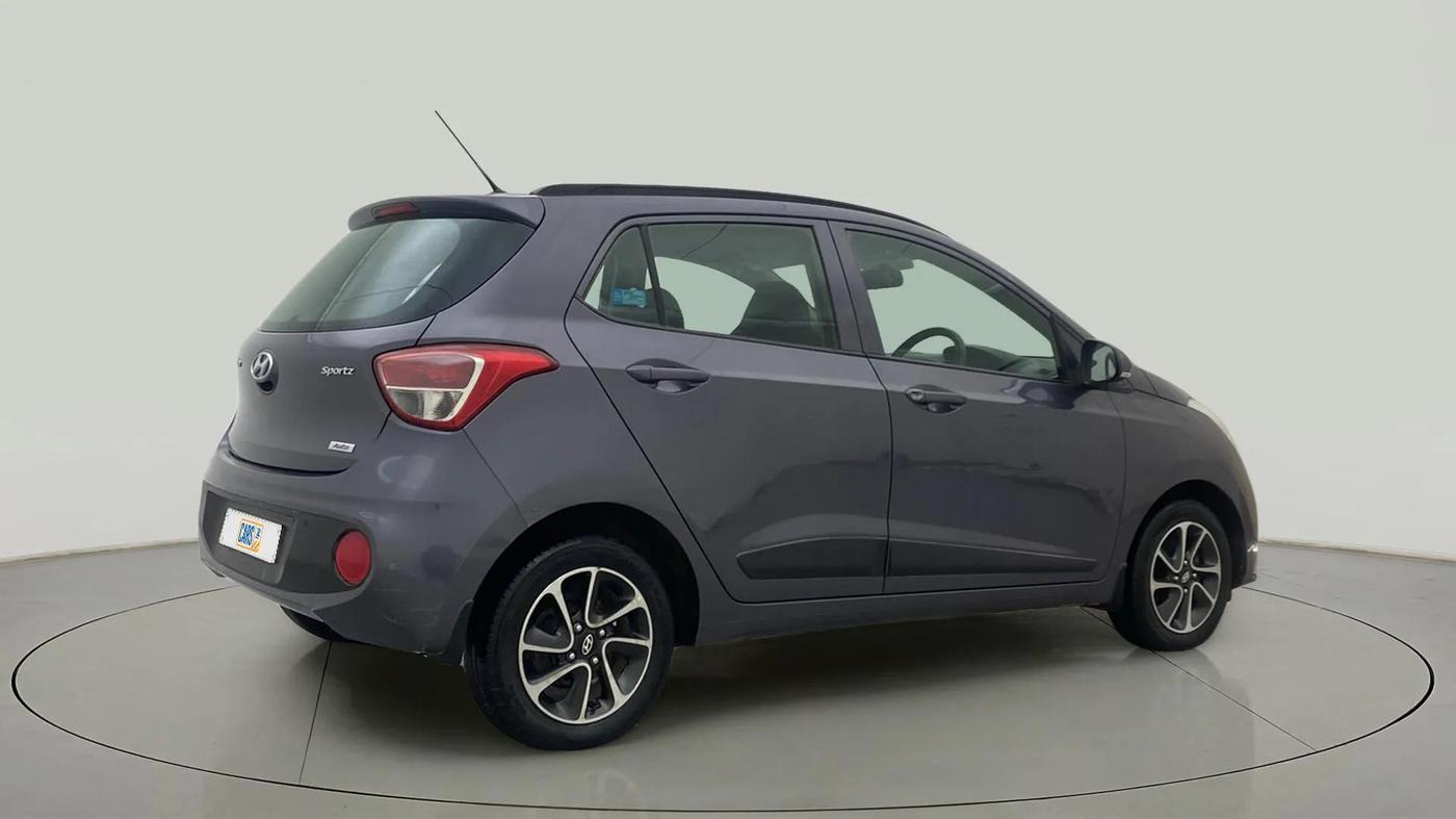 2018 Hyundai Grand i10 SPORTZ (O) AT 1.2 KAPPA VTVT, Petrol, Automatic, 31,553 km, Right Back Diagonal