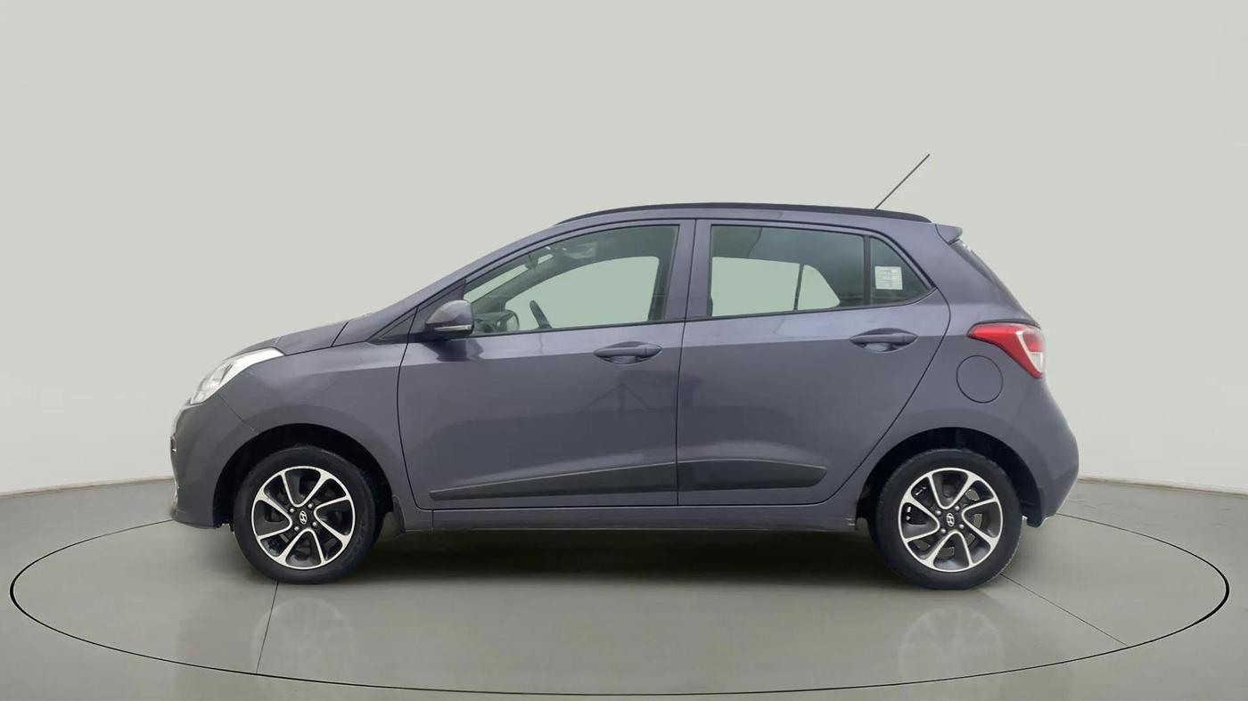 2018 Hyundai Grand i10 SPORTZ (O) AT 1.2 KAPPA VTVT, Petrol, Automatic, 31,553 km, Left Side