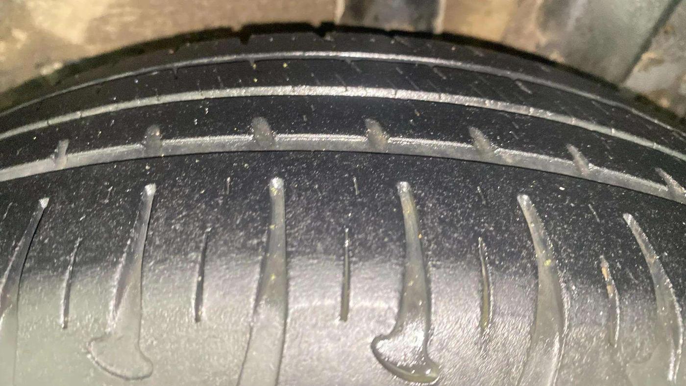 2018 Hyundai Grand i10 SPORTZ (O) AT 1.2 KAPPA VTVT, Petrol, Automatic, 31,553 km, Left Rear Tyre Tread