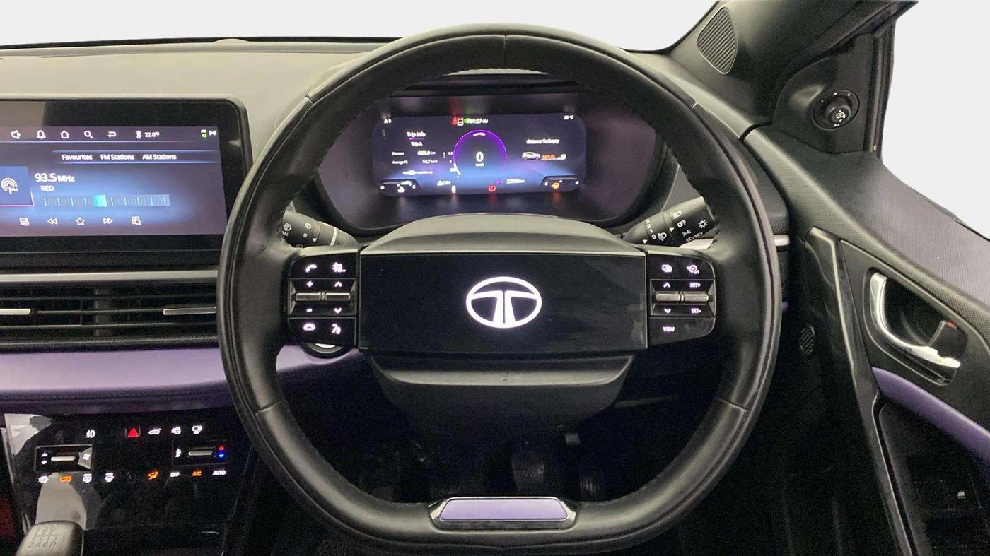 2023 Tata NEXON FEARLESS PURPLE 1.2 REVOTRON 6 MT, Petrol, Manual, 23,115 km, Steering Wheel Close Up