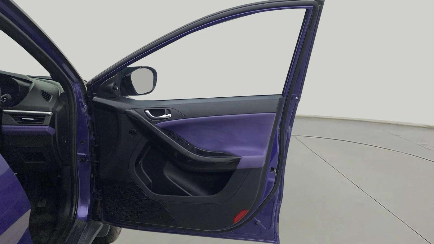 2023 Tata NEXON FEARLESS PURPLE 1.2 REVOTRON 6 MT, Petrol, Manual, 23,115 km, RHS Front Door