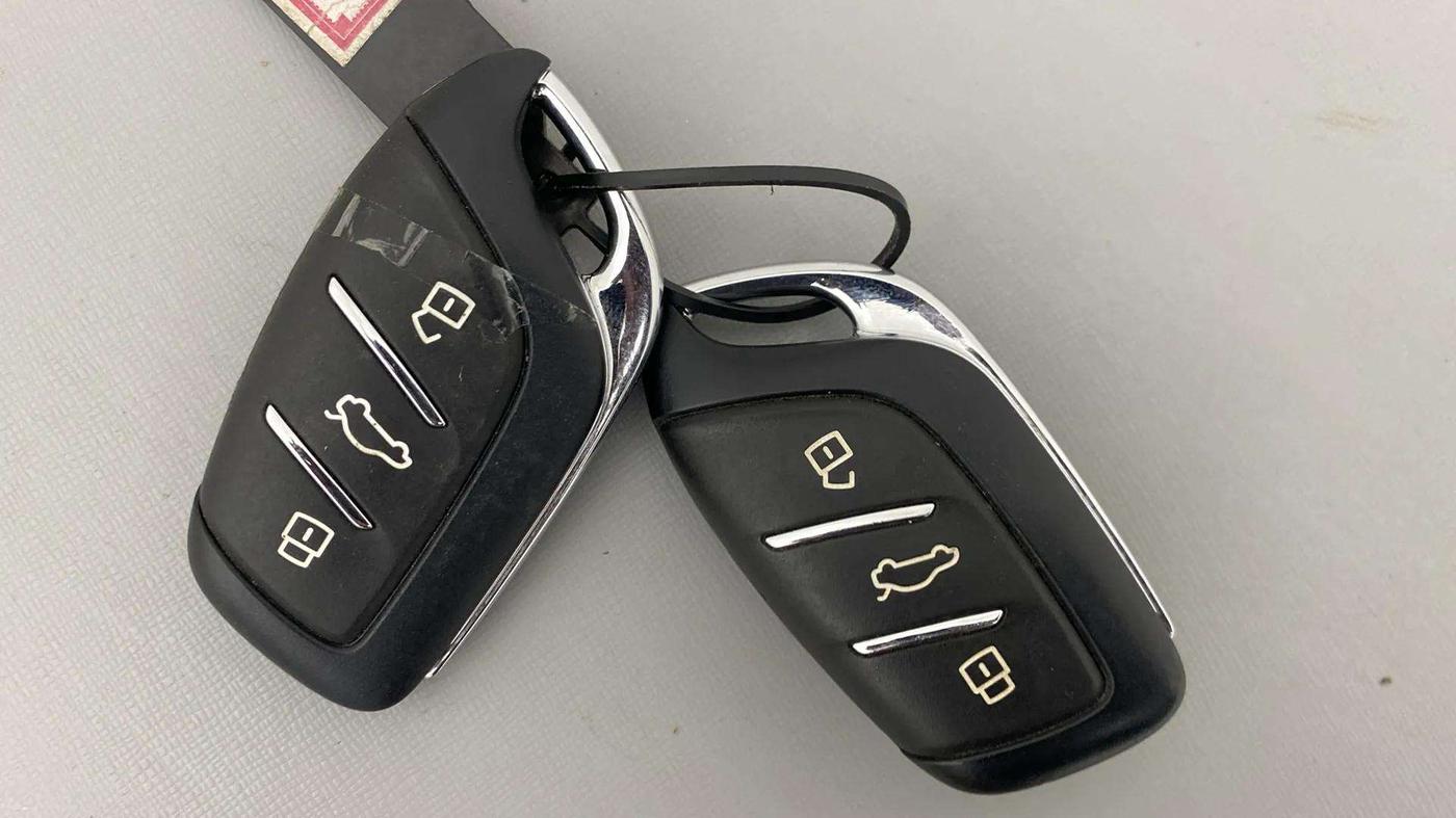 2023 MG ASTOR SAVVY 1.5 CVT, Petrol, Automatic, 11,838 km, Key Close Up