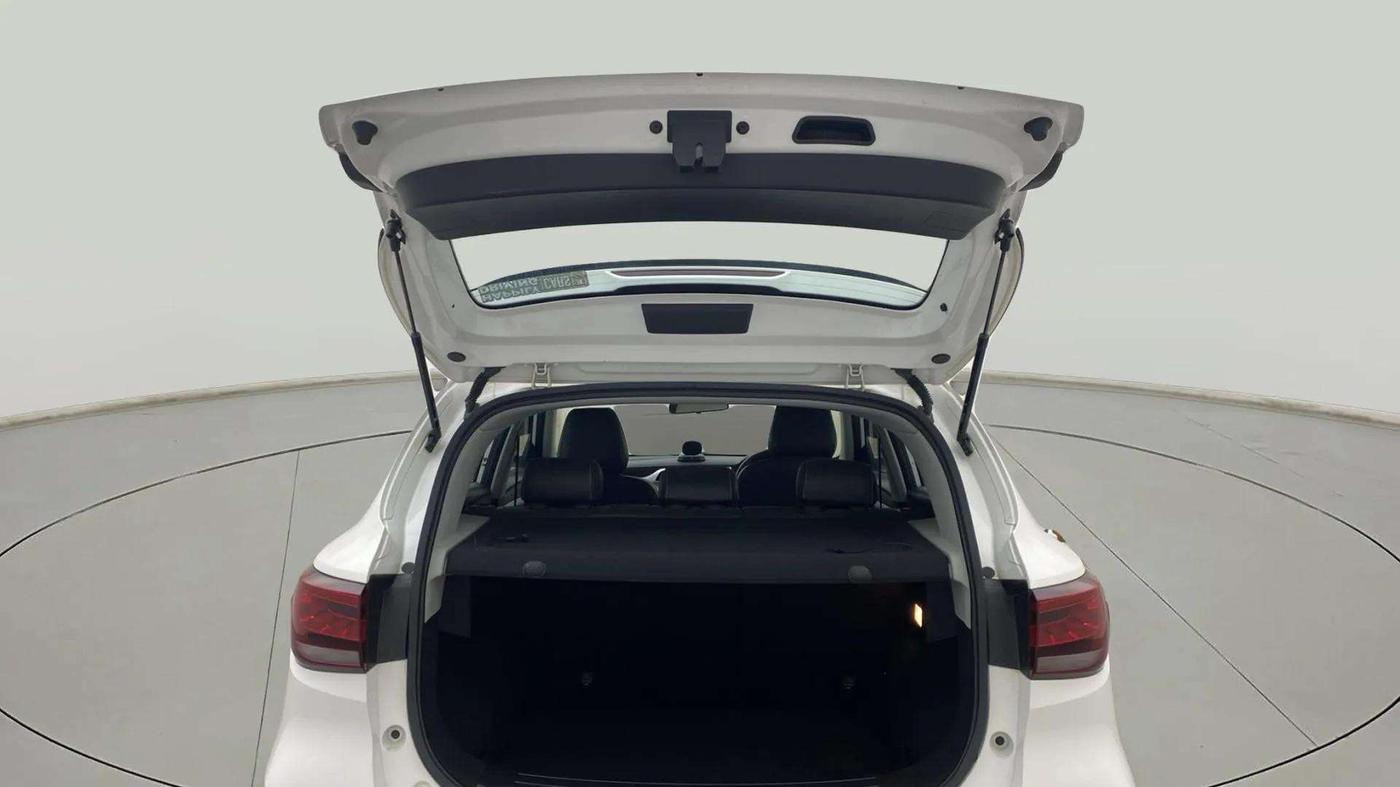 2023 MG ASTOR SAVVY 1.5 CVT, Petrol, Automatic, 11,838 km, Boot Door Open