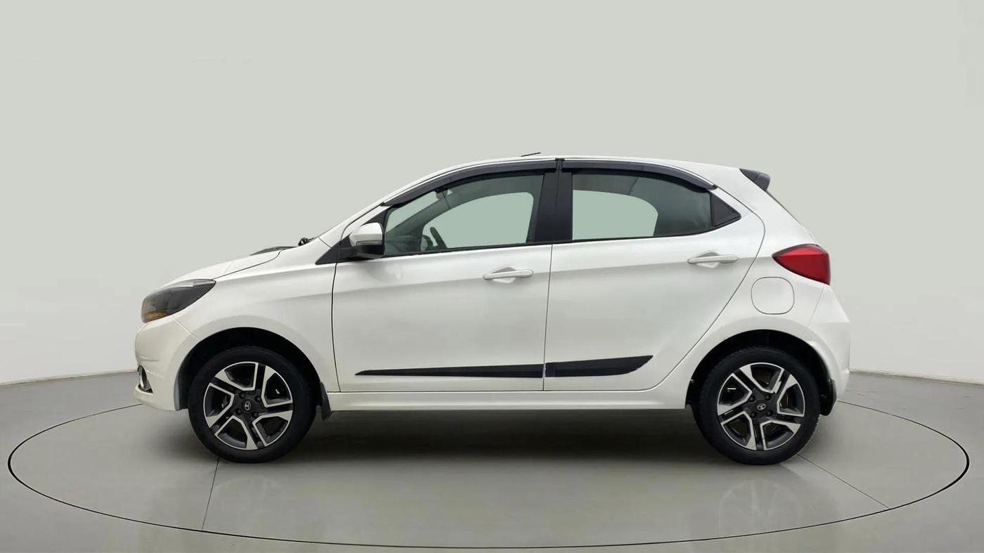 2019 Tata Tiago XZ PLUS PETROL, Petrol, Manual, 36,003 km, Left Side