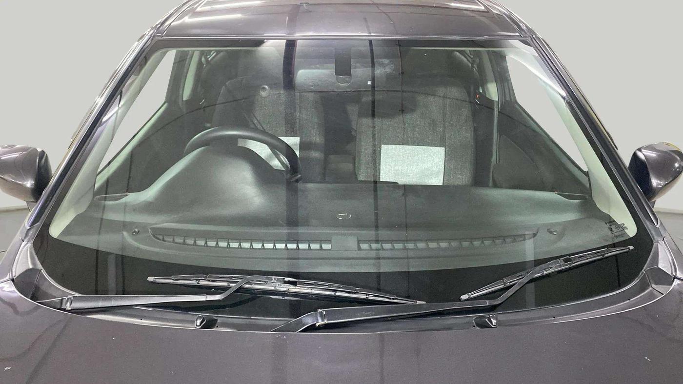 2016 Maruti Baleno ZETA PETROL 1.2, Petrol, Manual, 24,323 km, Front Windshield