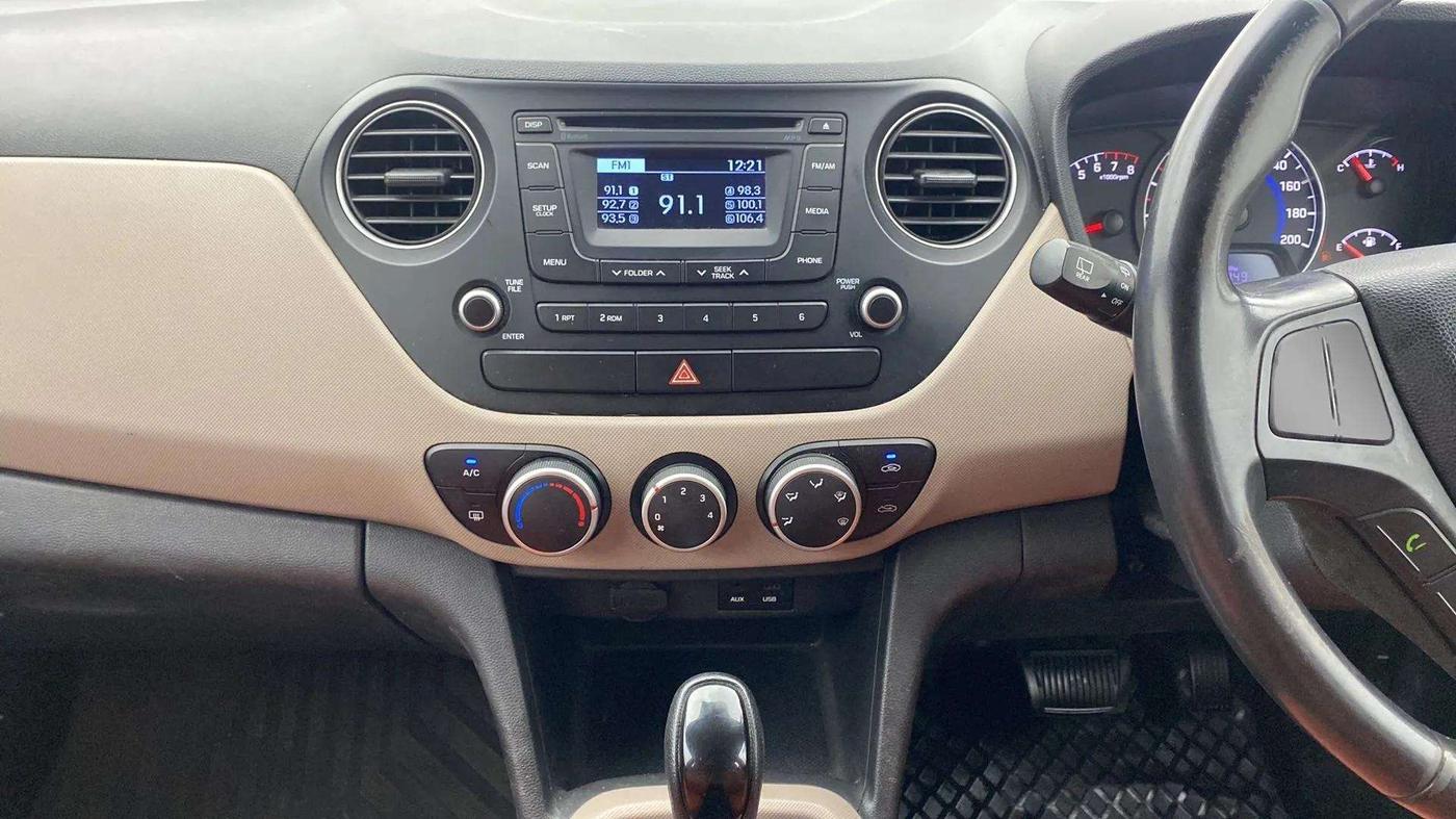 2015 Hyundai Grand i10 ASTA AT 1.2 KAPPA VTVT, Petrol, Automatic, 88,387 km, Air Conditioner