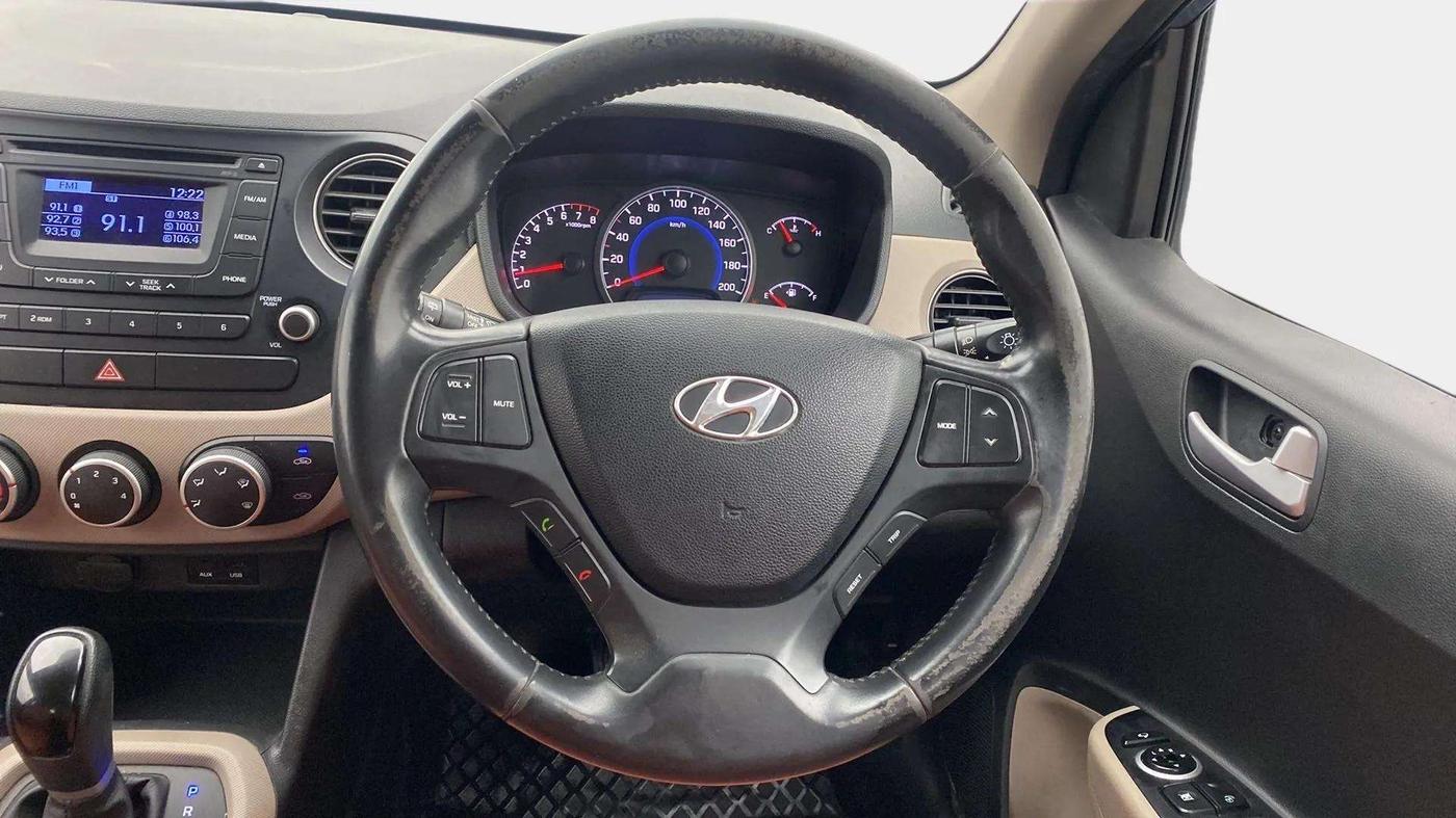 2015 Hyundai Grand i10 ASTA AT 1.2 KAPPA VTVT, Petrol, Automatic, 88,387 km, Steering Wheel Close Up